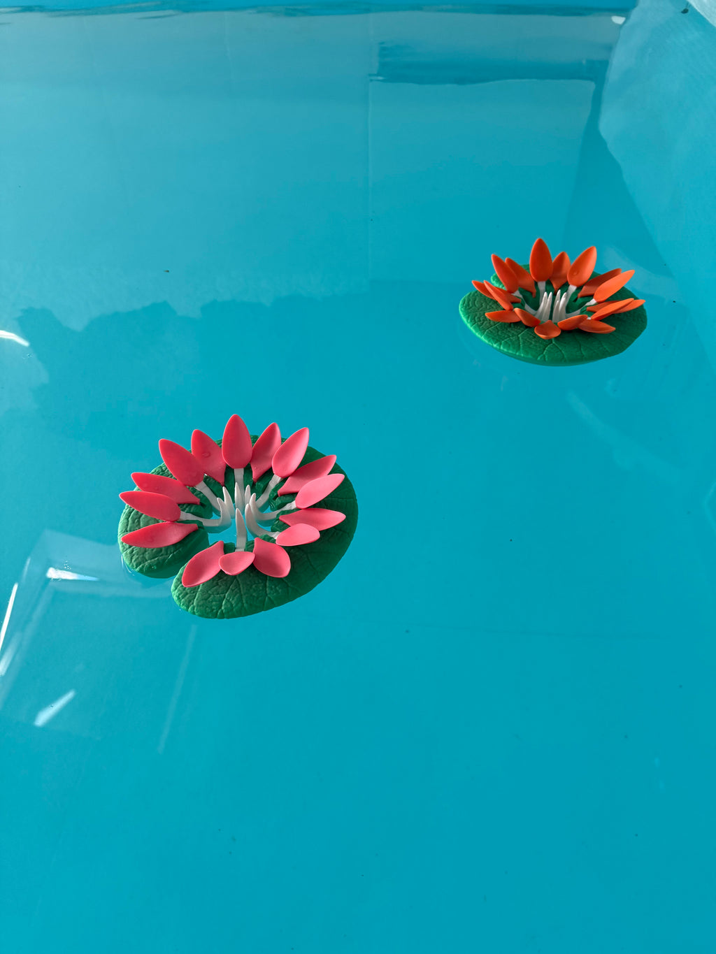 Supports flottants pour verre à vin et bougies, imitation nénuphar, imprimé en 3D