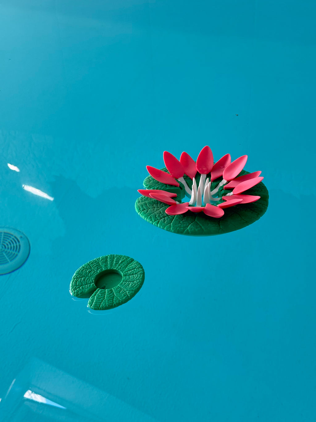 Supports flottants pour verre à vin et bougies, imitation nénuphar, imprimé en 3D