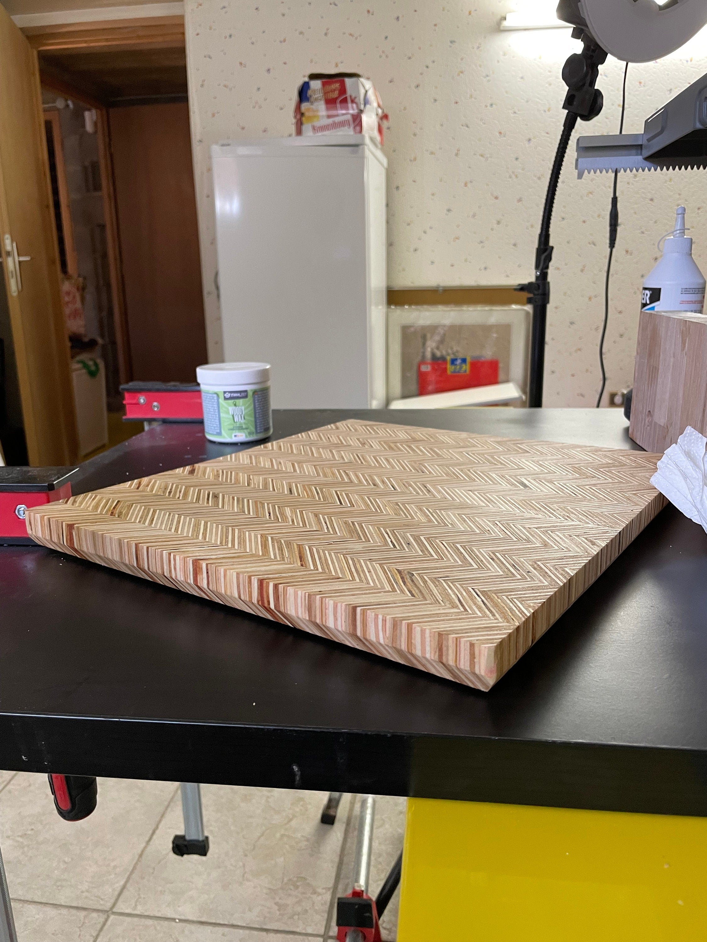 Planche à découper « chevrons » sur mesure - épaisseur, forme et finition des arêtes libres - contreplaqué - Art de la table, Déco, Cuisine